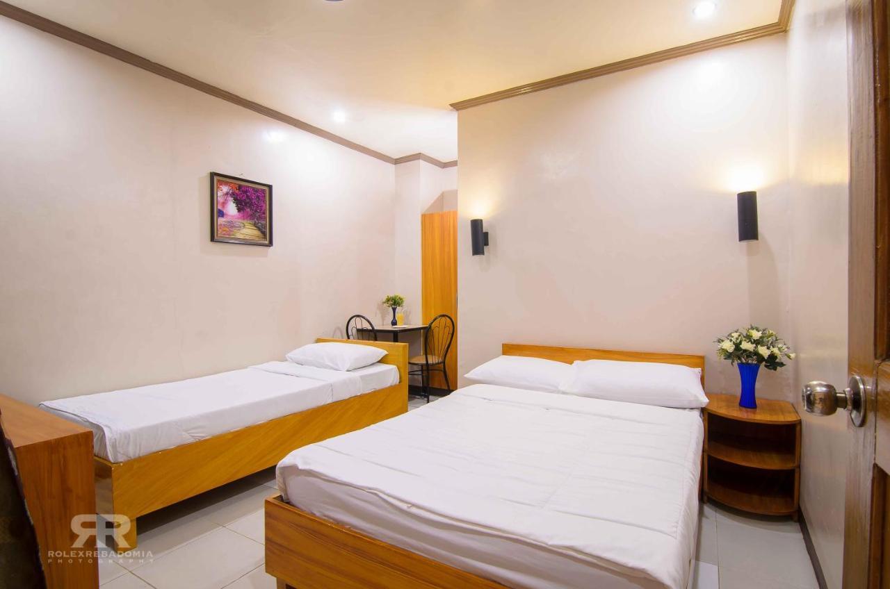 Diamond Hotel And Resto Catarman  Exterior foto